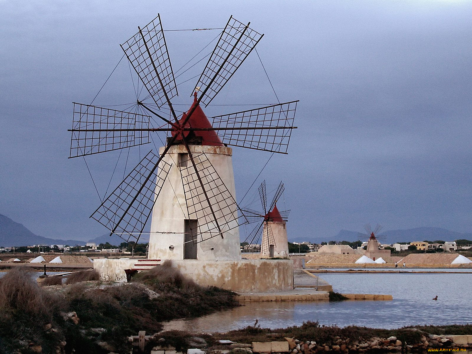 windmills, at, infersa, salt, pans, marsala, sicily, italy, 